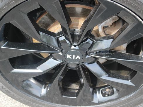 Used 2021 Kia Sorento SX FWD image 17