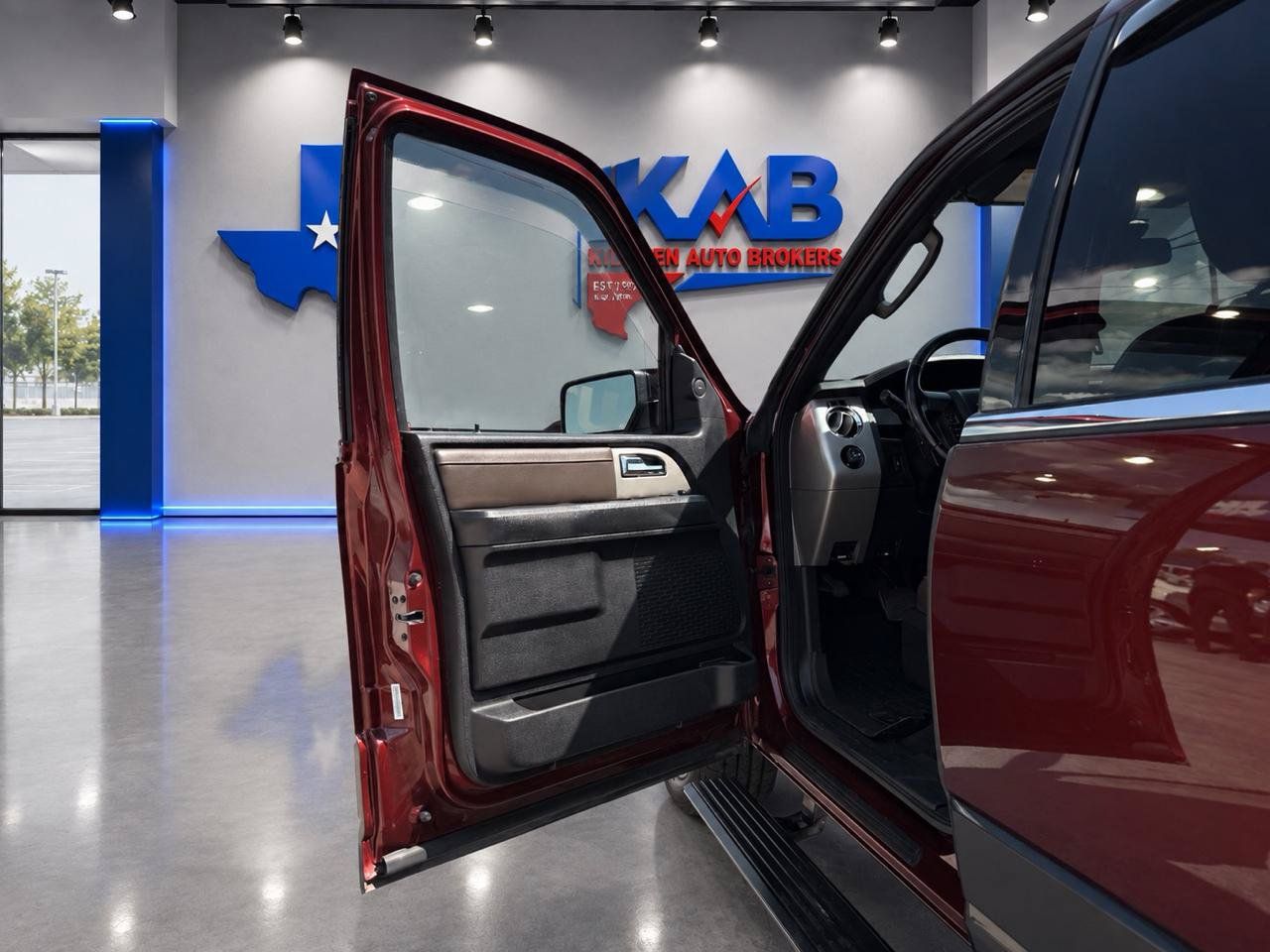 Used 2016 Ford Expedition EL King Ranch RWD image 9