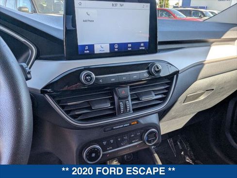Used 2020 Ford Escape SE FWD image 17