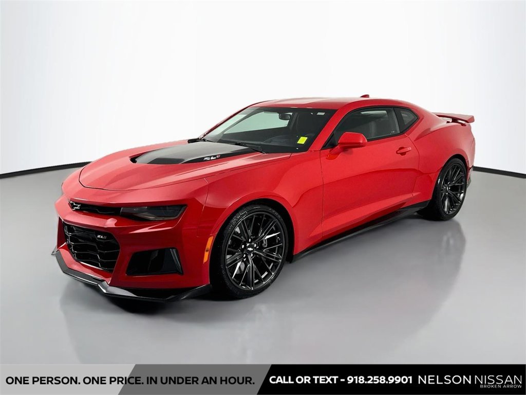 Used 2018 Chevrolet Camaro ZL1 RWD image 1