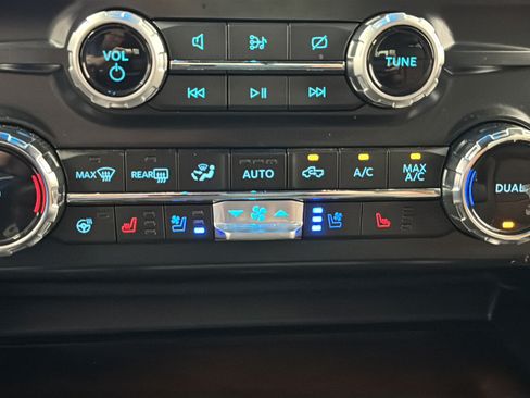 Used 2024 Ford F250 King Ranch AWD/4WD image 17