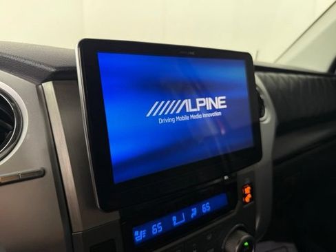 Used 2019 Toyota Tundra Platinum AWD/4WD image 18