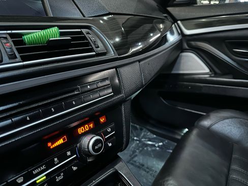 Used 2013 BMW M5 w/ Executive Pkg image 23