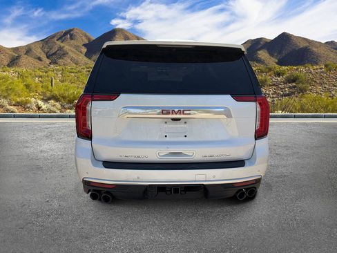 Used 2023 GMC Yukon Denali w/ Denali Reserve Package AWD/4WD image 4