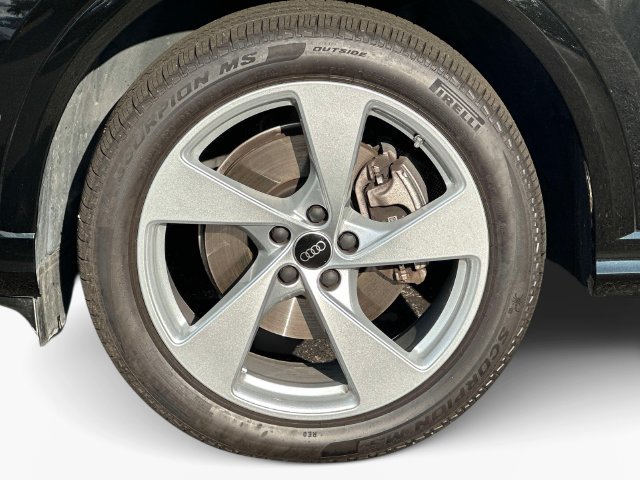 Certified 2025 Audi Q5 Premium Plus w/ Premium Plus AWD/4WD image 10