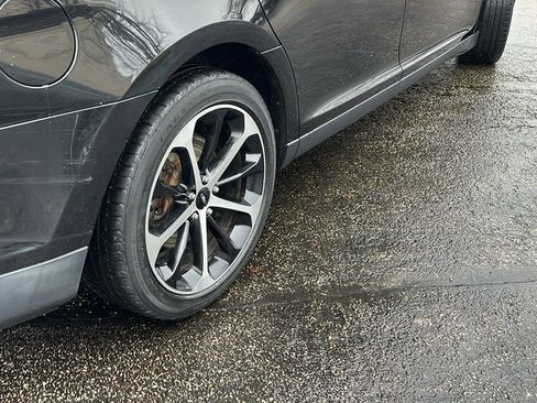 Used 2015 Ford Taurus SEL w/ Equipment Group 201A image 8