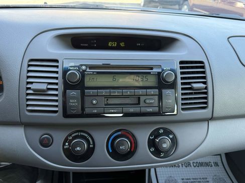 Used 2003 Toyota Camry LE image 16