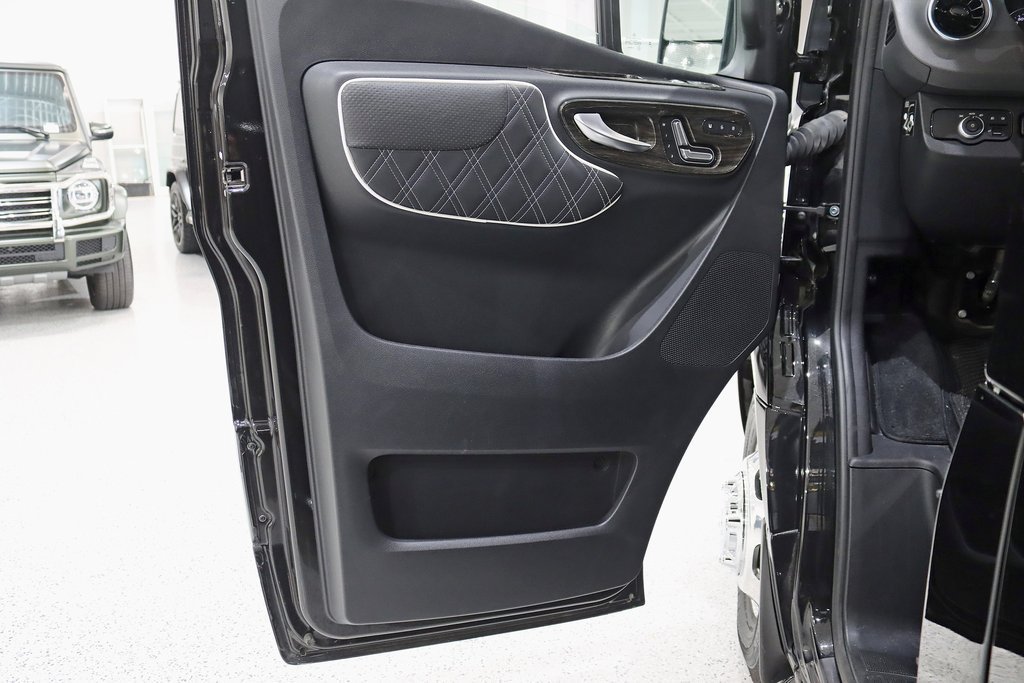 Used 2024 Mercedes-Benz Sprinter 3500 image 37
