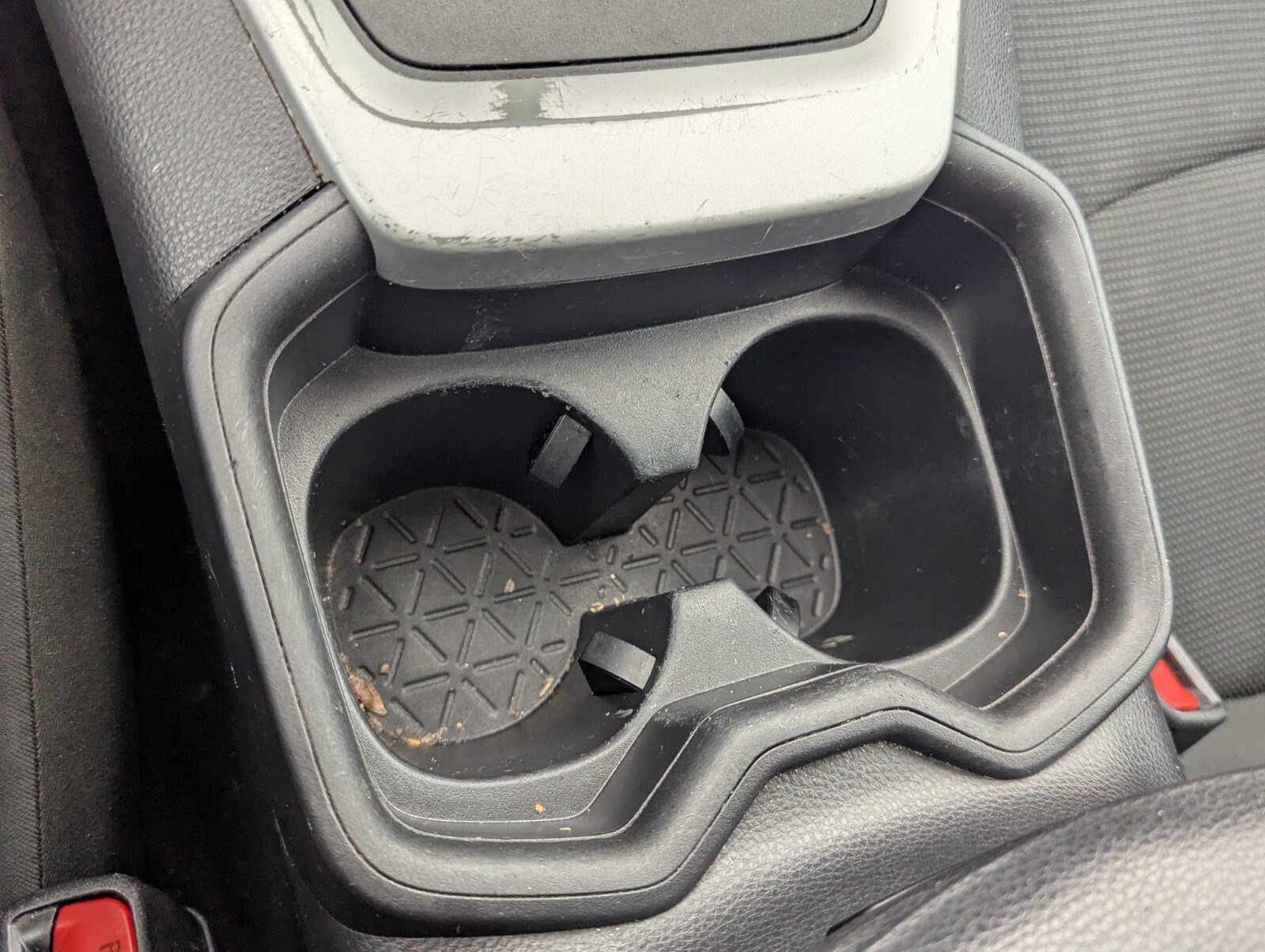 Used 2021 Toyota RAV4 LE FWD image 40