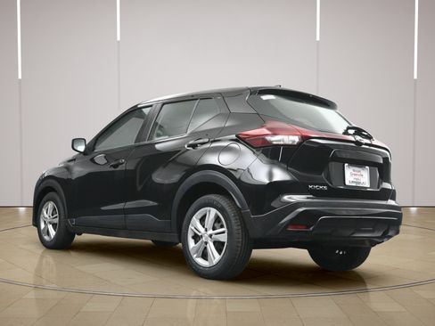 Used 2025 Nissan Kicks Play S FWD image 25