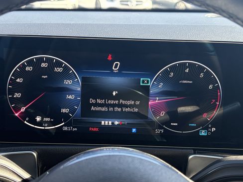 Certified 2025 Mercedes-Benz GLB 250 4MATIC image 18