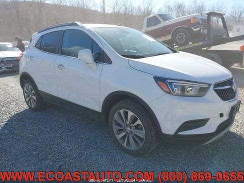 Used 2020 Buick Encore Preferred w/ Safety Package image 3