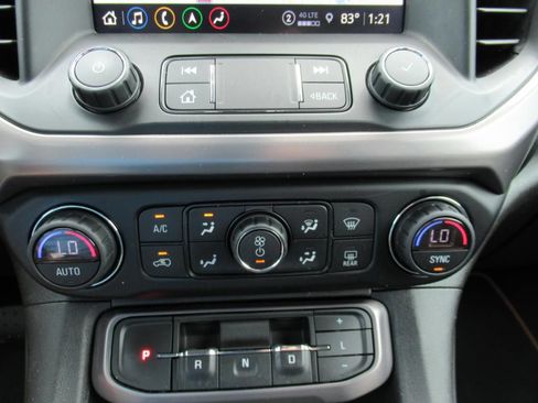 Used 2021 GMC Acadia AT4 w/ Trailering Package AWD/4WD image 28