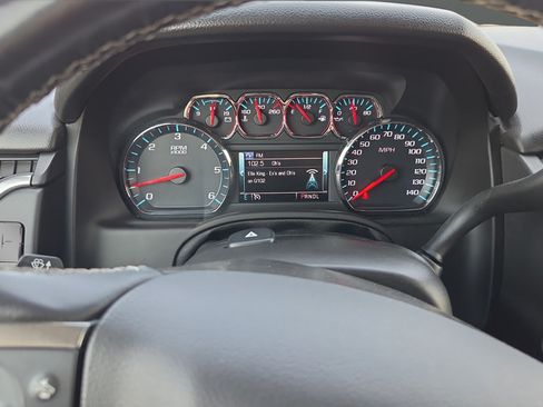 Used 2019 Chevrolet Tahoe LT w/ Luxury Package AWD/4WD image 11