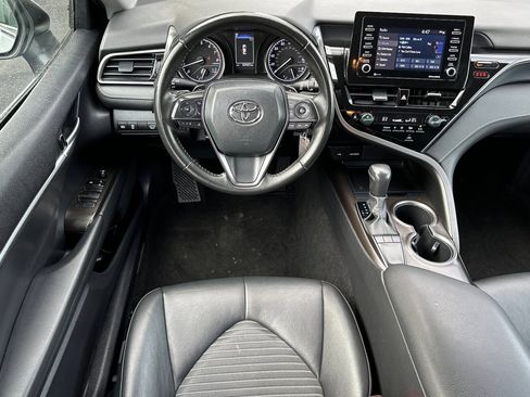 Used 2023 Toyota Camry SE image 18