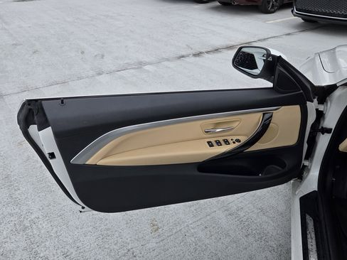 Used 2019 BMW 430i Convertible RWD image 10