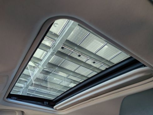 Used 2017 MAZDA MAZDA3 Grand Touring image 27