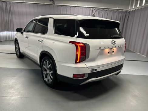 Used 2020 Hyundai Palisade SEL w/ Premium Package FWD image 5
