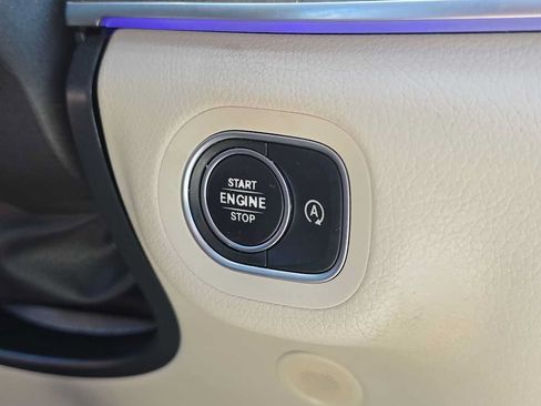 Certified 2020 Mercedes-Benz GLE 350 w/ Premium Package image 36