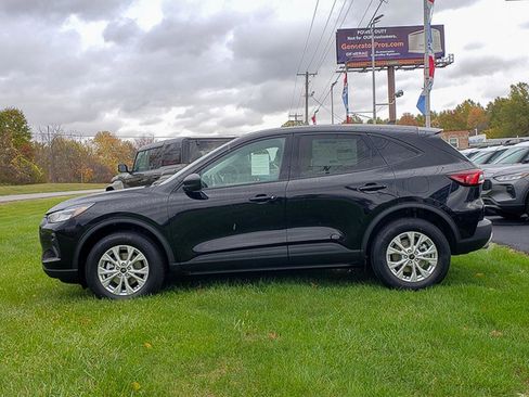 New 2026 Ford Escape Active image 3