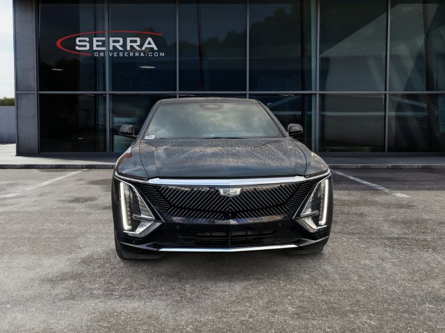 Used 2024 Cadillac Lyriq Luxury w/ LPO, Floor Liner Package AWD/4WD image 8