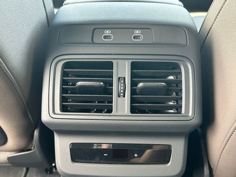 Used 2025 Audi Q5 Premium w/ Convenience Package image 60