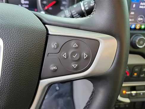 Used 2024 GMC Terrain SLT w/ Tech Package image 22