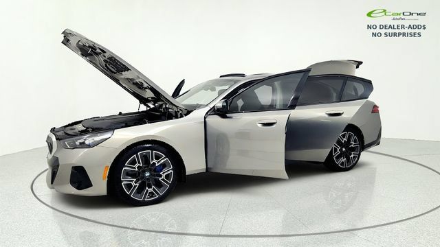 Used 2026 BMW i5 eDrive40 w/ M Sport Package RWD image 14
