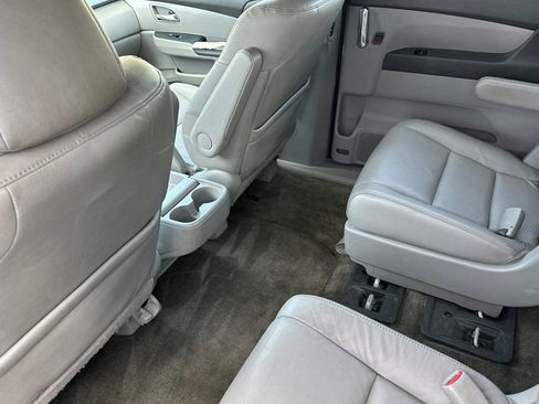 Used 2015 Honda Odyssey EX-L image 13