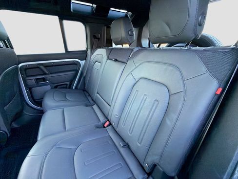 Used 2023 Land Rover Defender 110 X image 20
