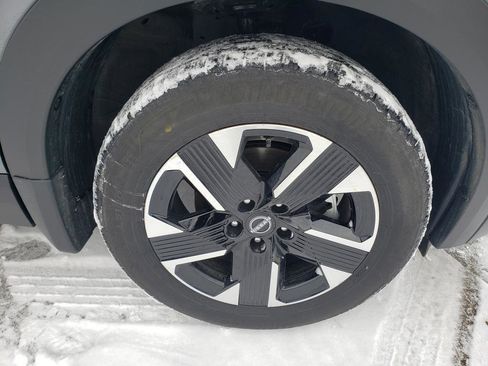 Certified 2025 Nissan Kicks SV image 45