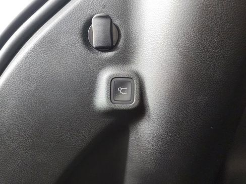 Used 2023 Jeep Compass High Altitude image 10