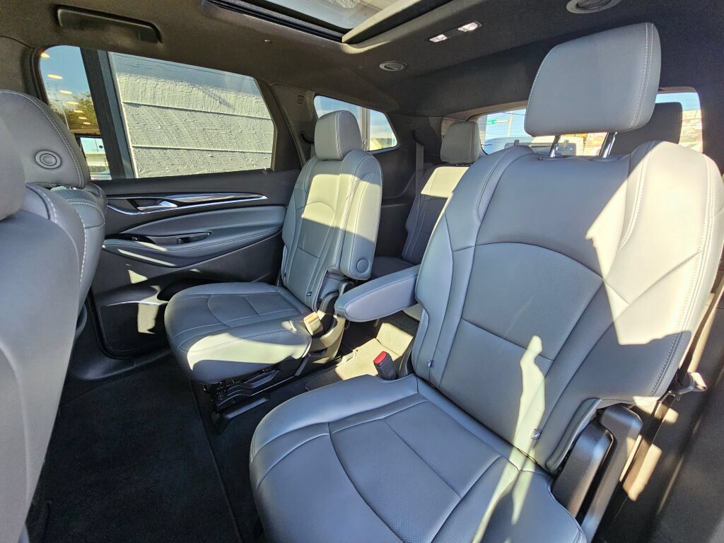 Used 2023 Buick Enclave Essence w/ Experience Buick Package AWD/4WD image 19