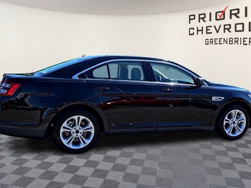 Used 2018 Ford Taurus SE FWD image 9