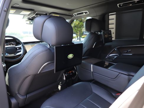 Used 2024 Land Rover Range Rover Autobiography AWD/4WD image 15