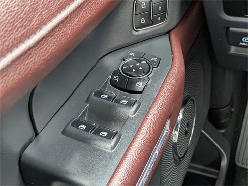 Used 2024 Ford Expedition Max Limited image 28