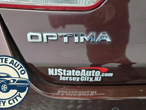Used 2018 Kia Optima EX w/ Premium Package image 31