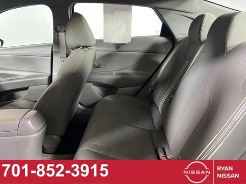 Used 2023 Hyundai Elantra SEL w/ Cargo Package image 29