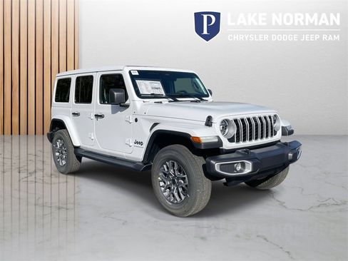 New 2026 Jeep Wrangler Unlimited Sahara image 2