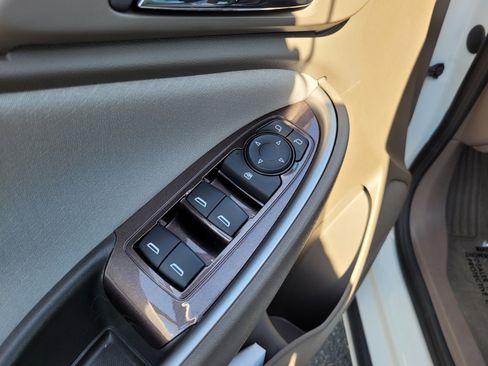 Used 2023 Chevrolet Malibu LS FWD image 27