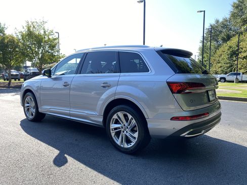 Used 2020 Audi Q7 2.0T Premium Plus w/ Premium Plus Package AWD/4WD image 7