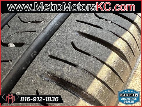 Used 2013 Chrysler 200 Touring image 14