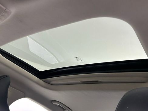 Used 2017 Ford Fusion Titanium image 31