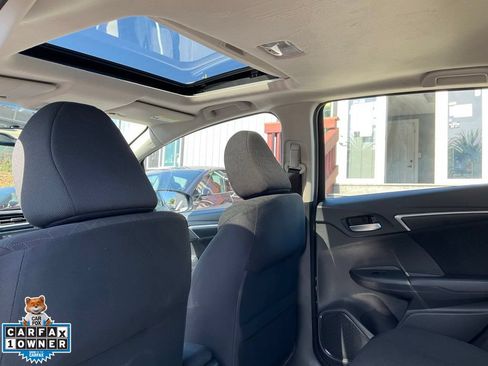 Used 2016 Honda Fit EX image 36