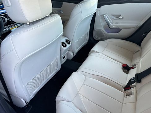 New 2025 Mercedes-Benz CLA 250 4MATIC image 12