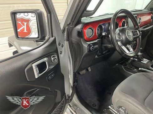 Used 2021 Jeep Wrangler Unlimited Rubicon w/ Uconnect 4C Nav & Sound Group image 11