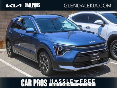 Certified 2025 Kia Niro EX
