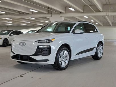 New 2025 Audi Q6 e-tron Premium