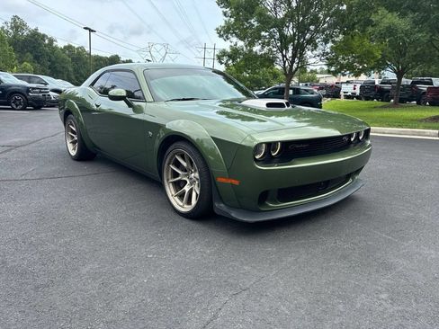 Used 2023 Dodge Challenger R/T Scat Pack RWD image 3