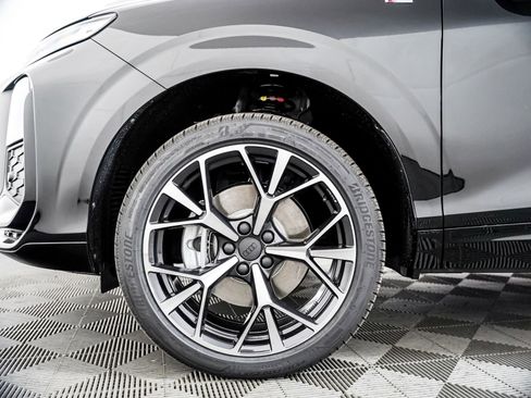 New 2026 Audi Q3 quattro 2.0T image 4